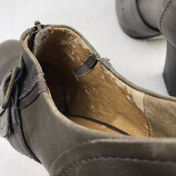 Seychelles Women's Ankle Boots Black Brown Distressed Zip Buckle 3.8" Heel Sz 7 - Picture 10 of 16